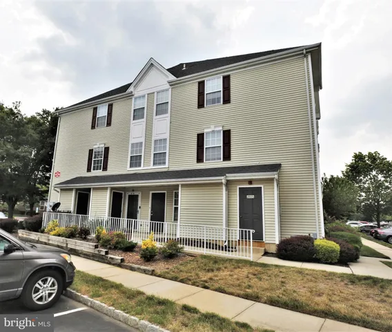 $2,750 | 1303 Blossom Circle, Unit D, Dayton, NJ 08810