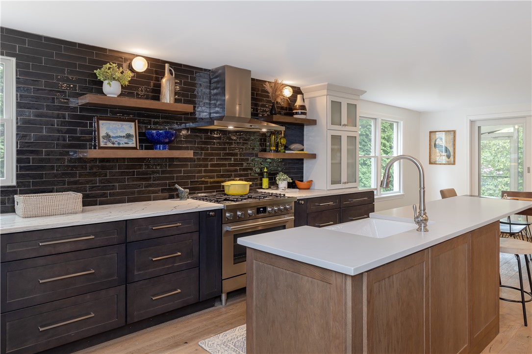 30 Standish Road Jamestown, RI 02835 - Photo 8 of 45