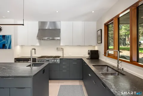 $3,950,000 | 5 Marc Lane, Westport, CT 06880