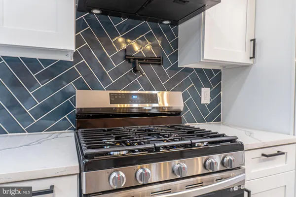 $2,500 | 1730 South 20th Street, Philadelphia, PA 19145