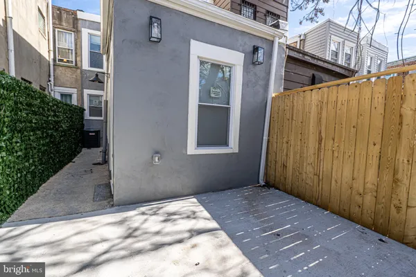 $2,500 | 1730 South 20th Street, Philadelphia, PA 19145