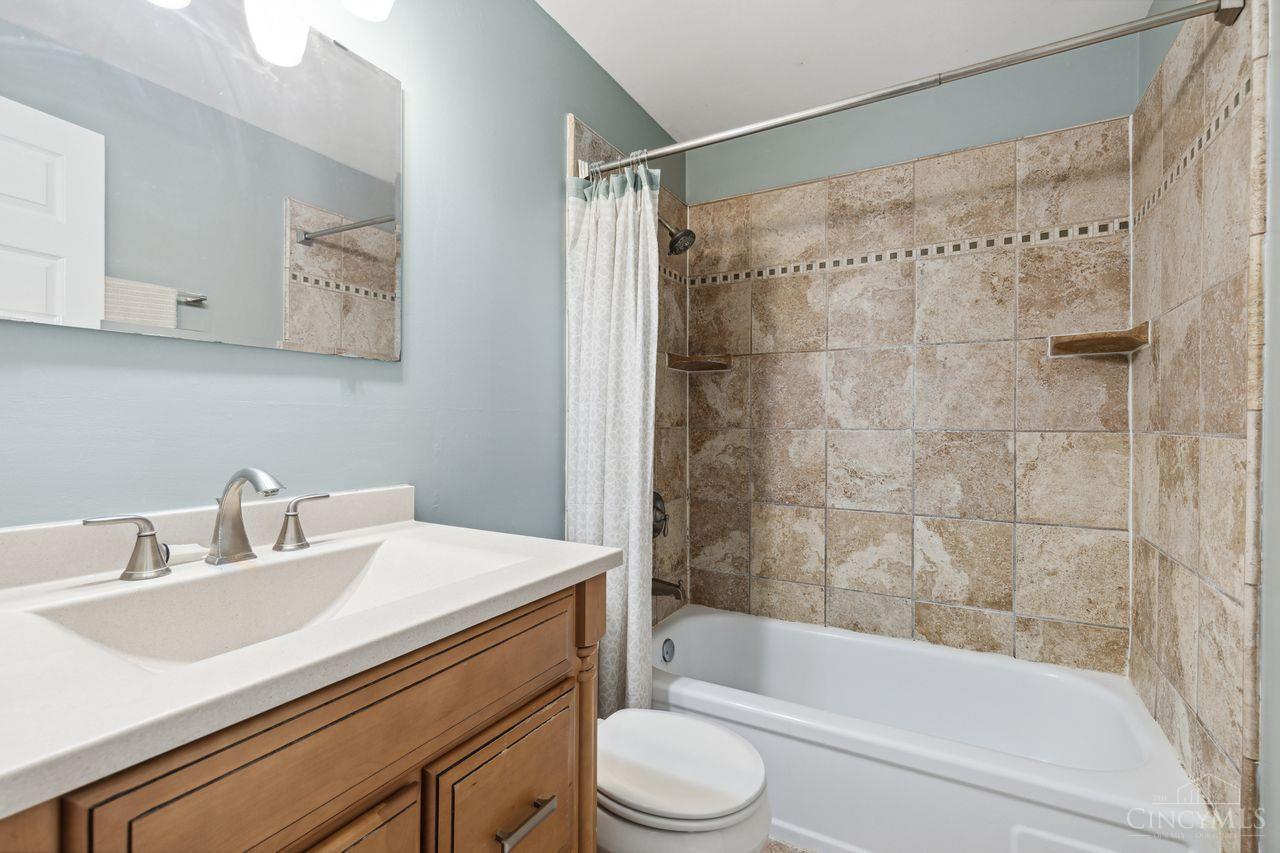 802 Yorkhaven Road Springdale, OH 45240 - Photo 22 of 37