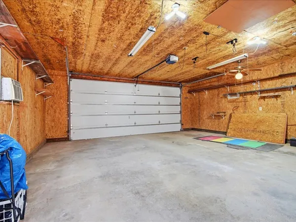 $210,000 | 208 Madison Street, Hopedale, IL 61747