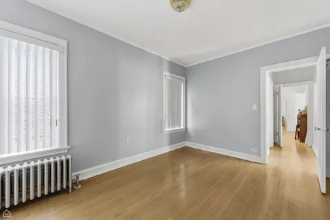 $680,000 | 6710 North Artesian Avenue, Chicago, IL 60645