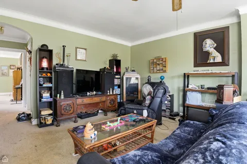 $680,000 | 6710 North Artesian Avenue, Chicago, IL 60645