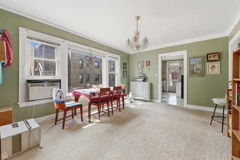 $680,000 | 6710 North Artesian Avenue, Chicago, IL 60645