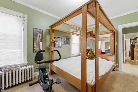 $680,000 | 6710 North Artesian Avenue, Chicago, IL 60645