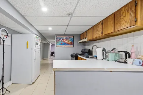 $680,000 | 6710 North Artesian Avenue, Chicago, IL 60645