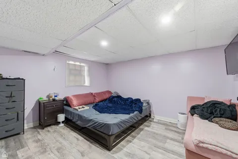 $680,000 | 6710 North Artesian Avenue, Chicago, IL 60645