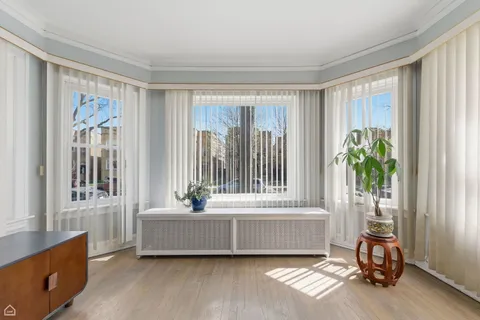 $680,000 | 6710 North Artesian Avenue, Chicago, IL 60645