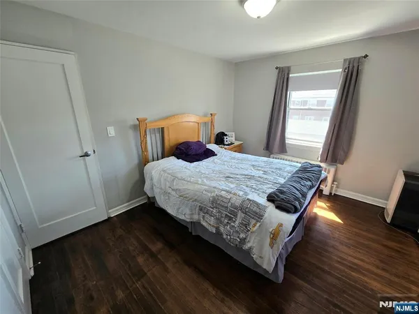 $269,900 | 479 Maple Hill Drive, Unit 42, Hackensack, NJ 07601