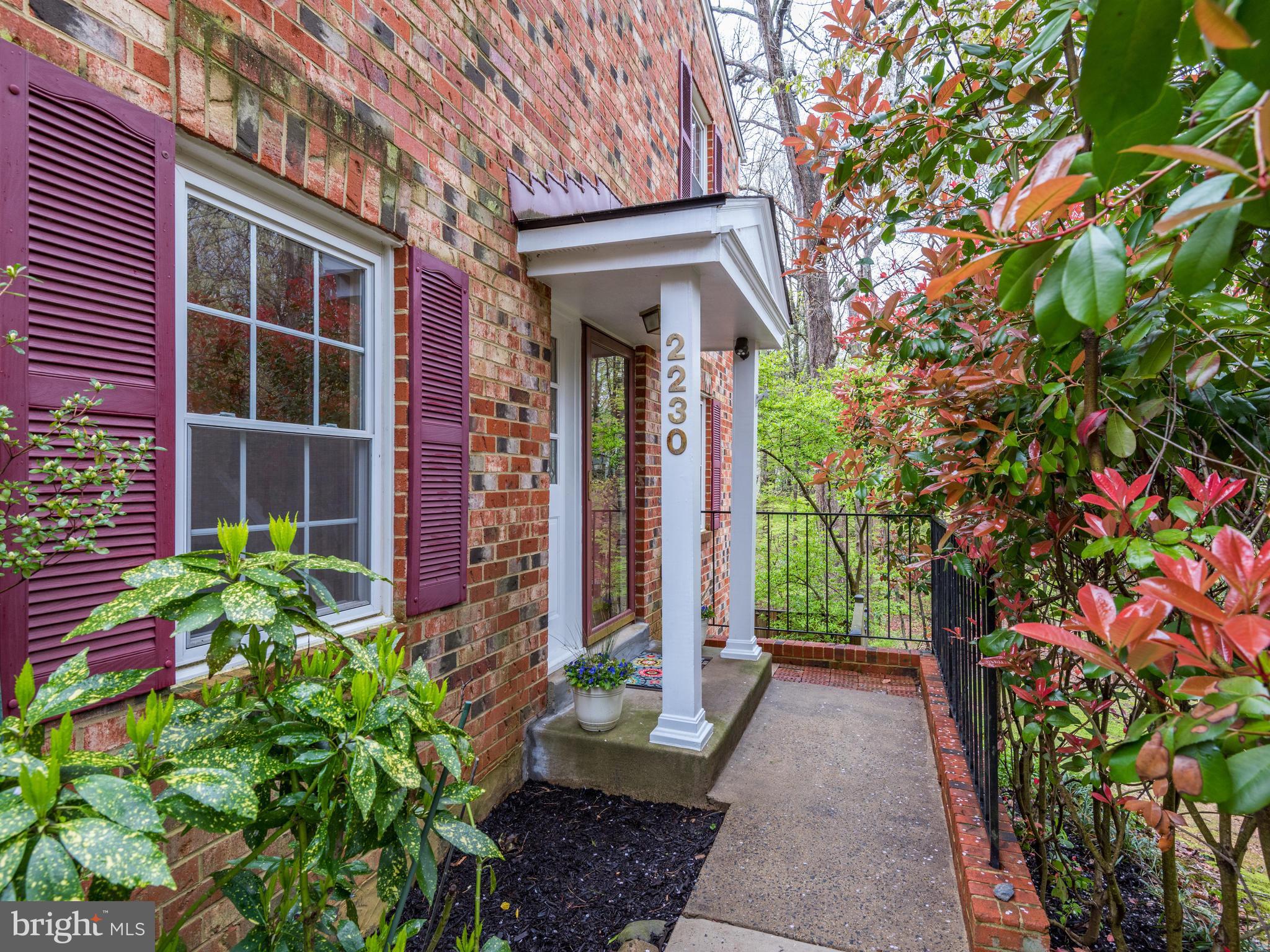 2230 Gunsmith Square Reston, VA 20191 - Photo 2 of 30 Private End Unit