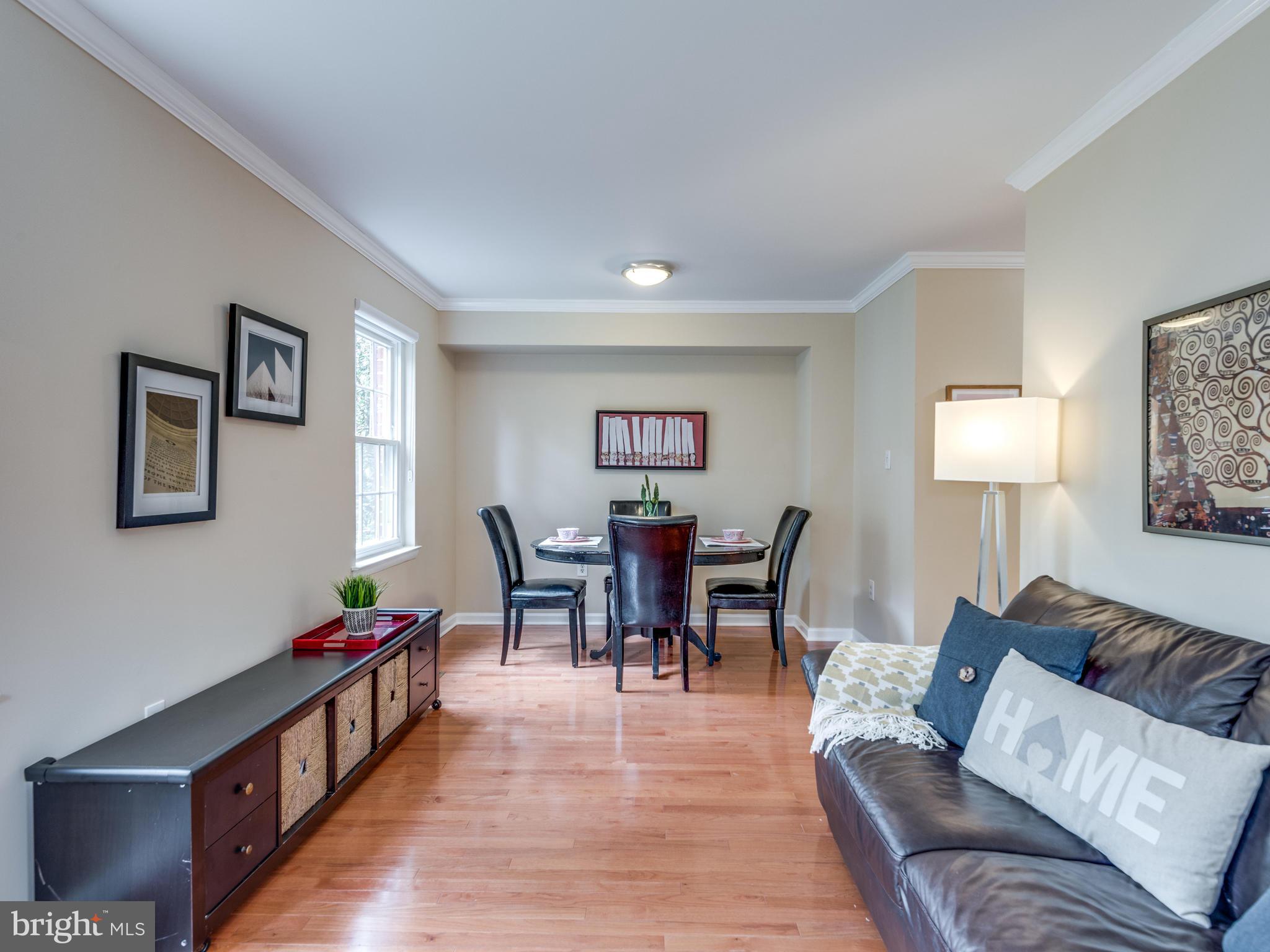 2230 Gunsmith Square Reston, VA 20191 - Photo 12 of 30 Living Room