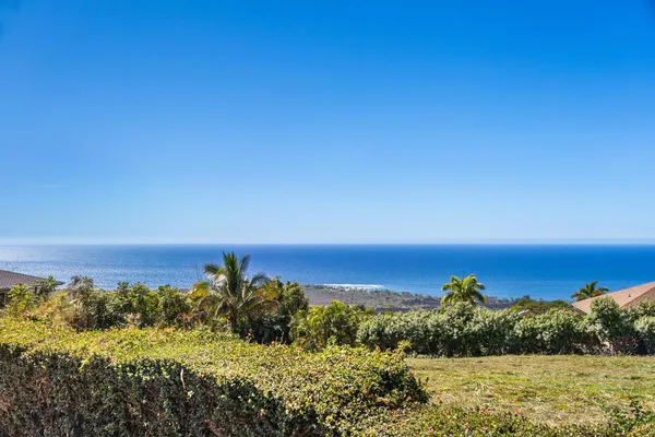 $469,900 | 37 Lot, Captain Cook, HI 96704