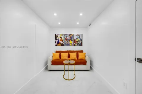 $480,000 | 1985 South Ocean Drive, Unit 10B, Hallandale Beach, FL 33009
