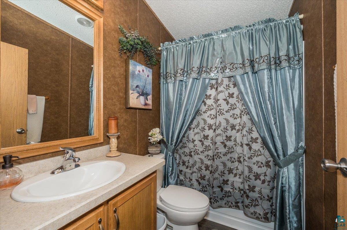 3185 East Lagro Road Foxboro, WI 54836 - Photo 13 of 36