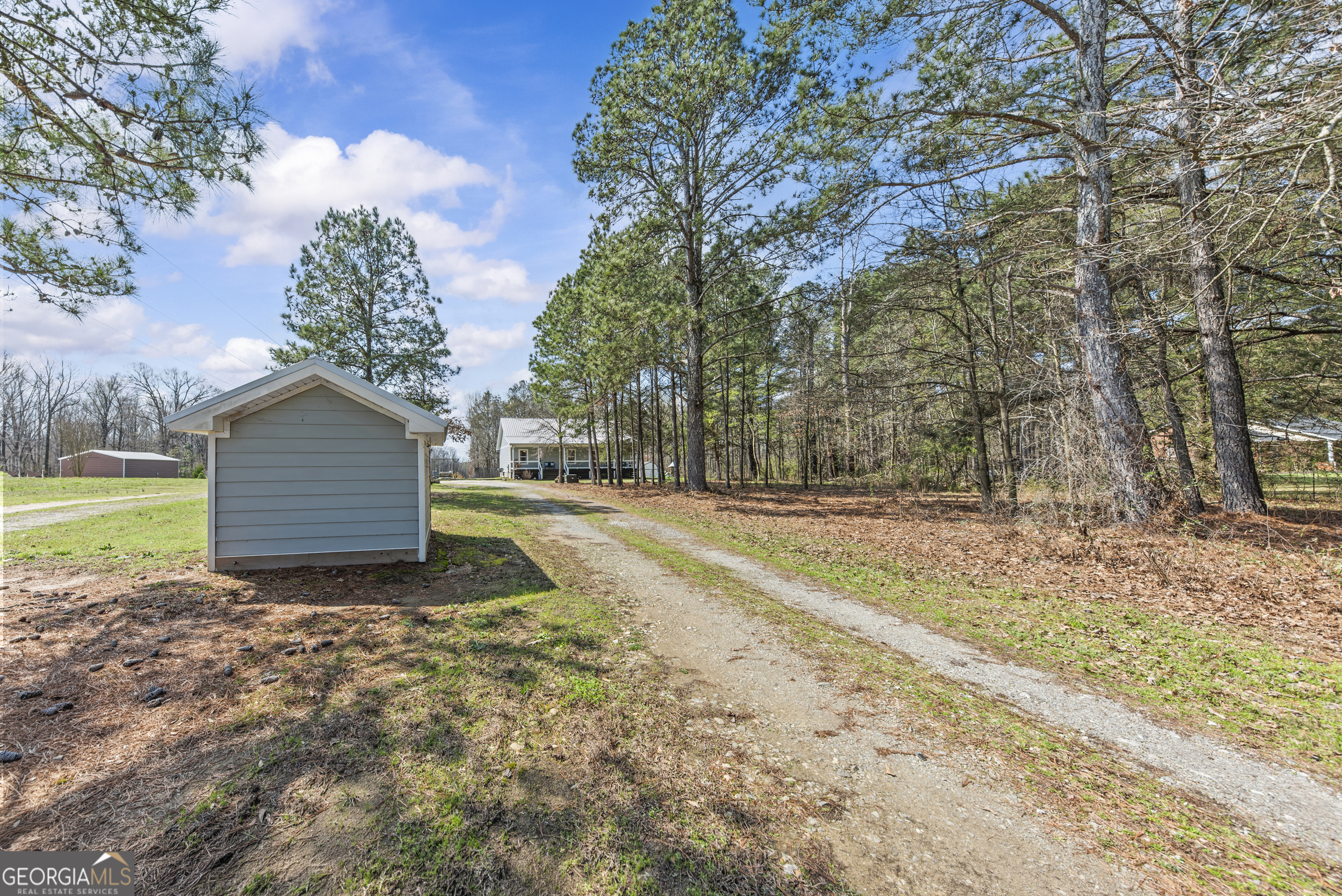 1687 Leon Ellis Road Hull, GA 30646 - Photo 38 of 51 a view of backyard with green space