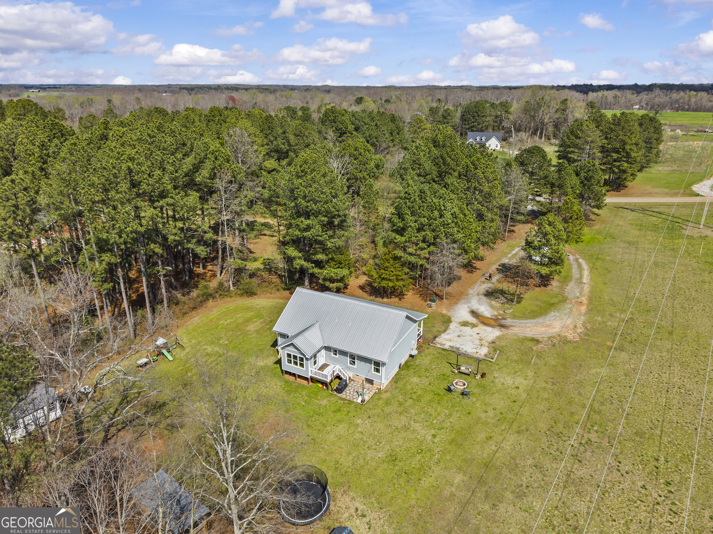 1687 Leon Ellis Road Hull, GA 30646 - Photo 39 of 51 a view of a lake with a yard