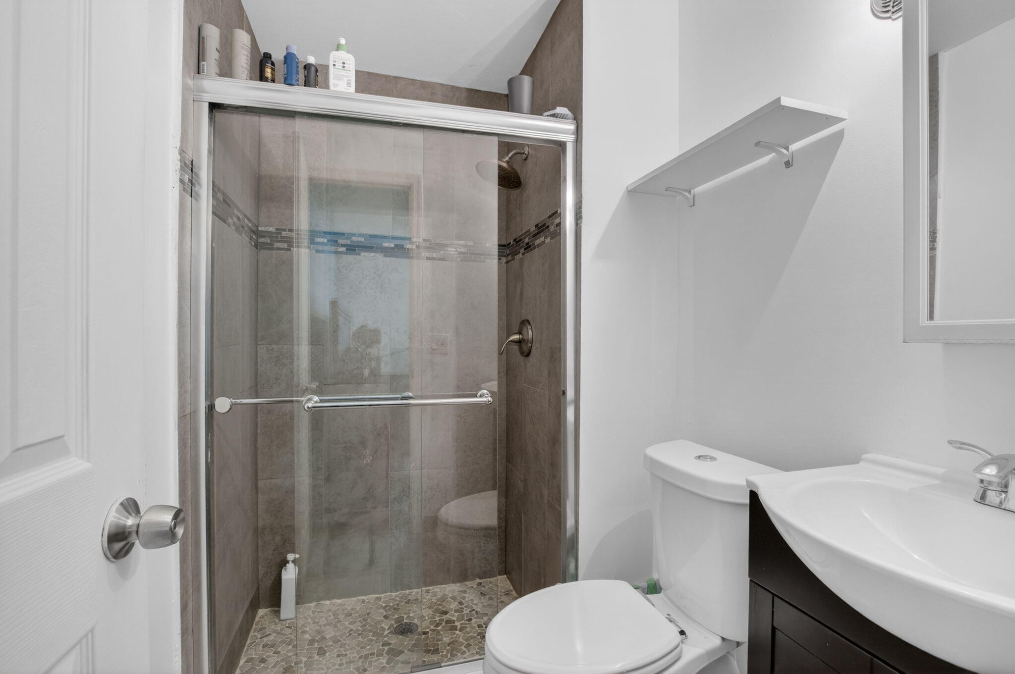 9734 Alaska Circle Boca Raton, FL 33434 - Photo 15 of 25 Primary Bath