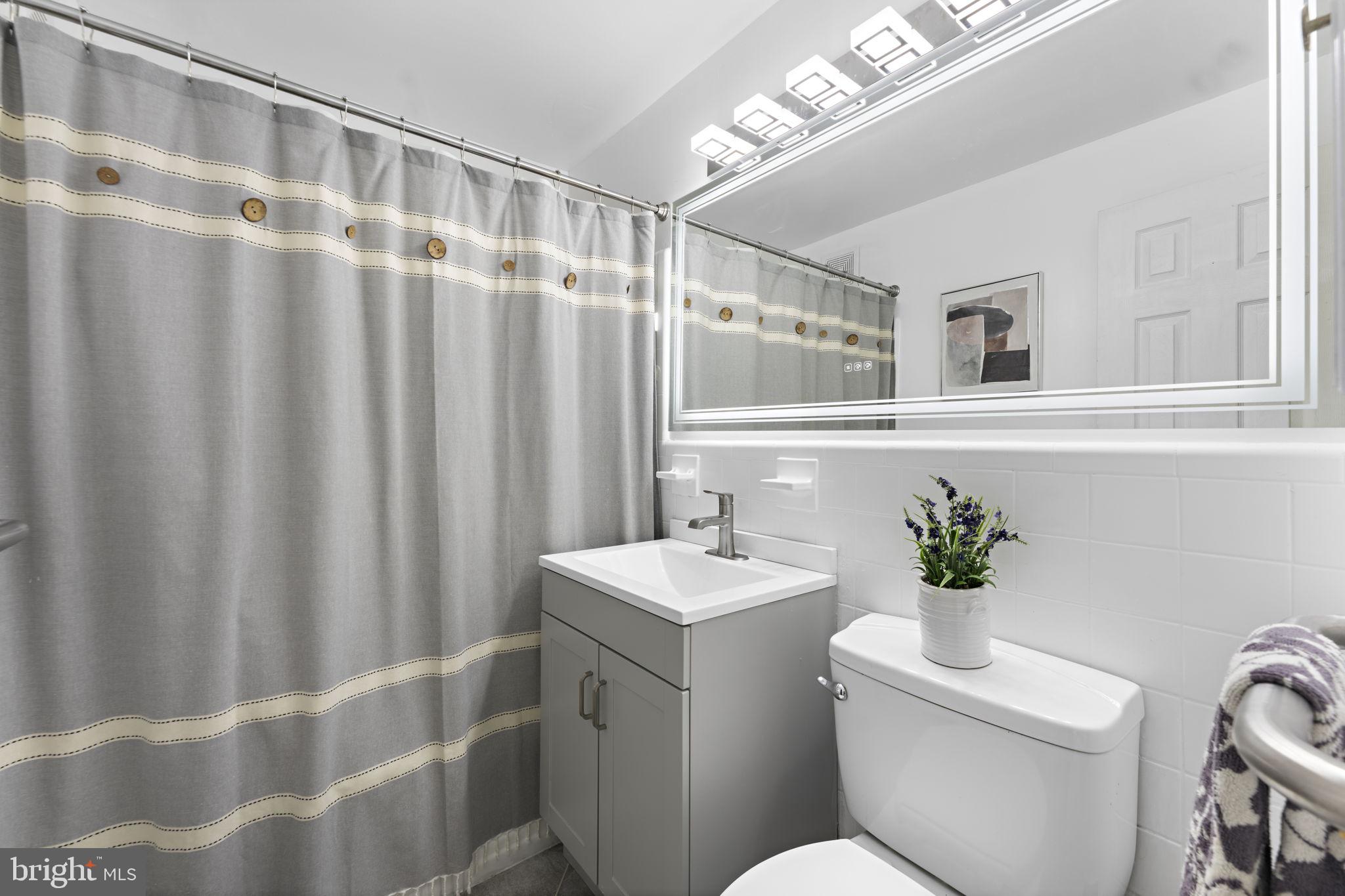 5111 8th Road South, Unit 111 Arlington, VA 22204 - Photo 14 of 42 Gallery Image 14