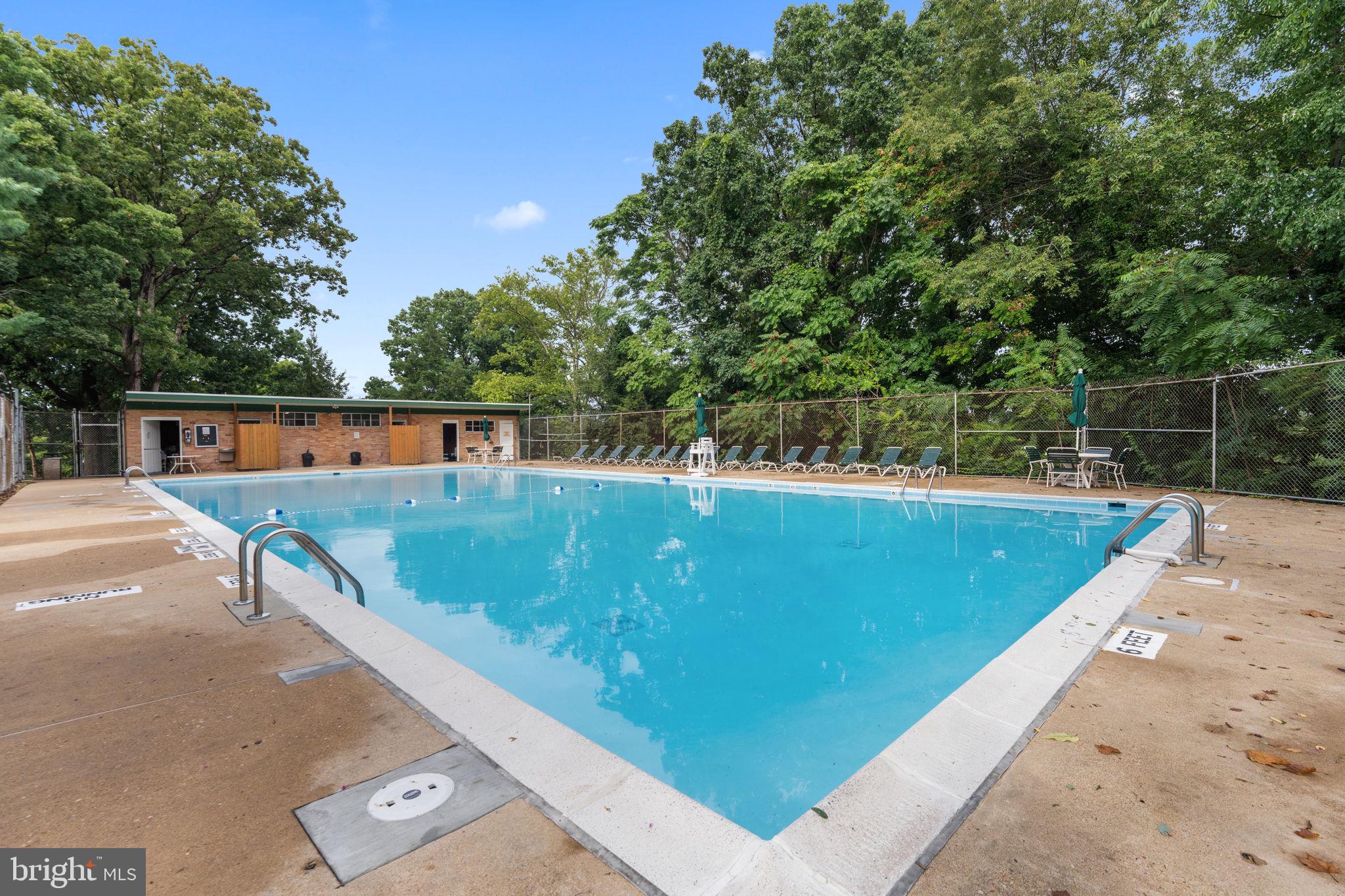5111 8th Road South, Unit 111 Arlington, VA 22204 - Photo 19 of 42 Gallery Image 19