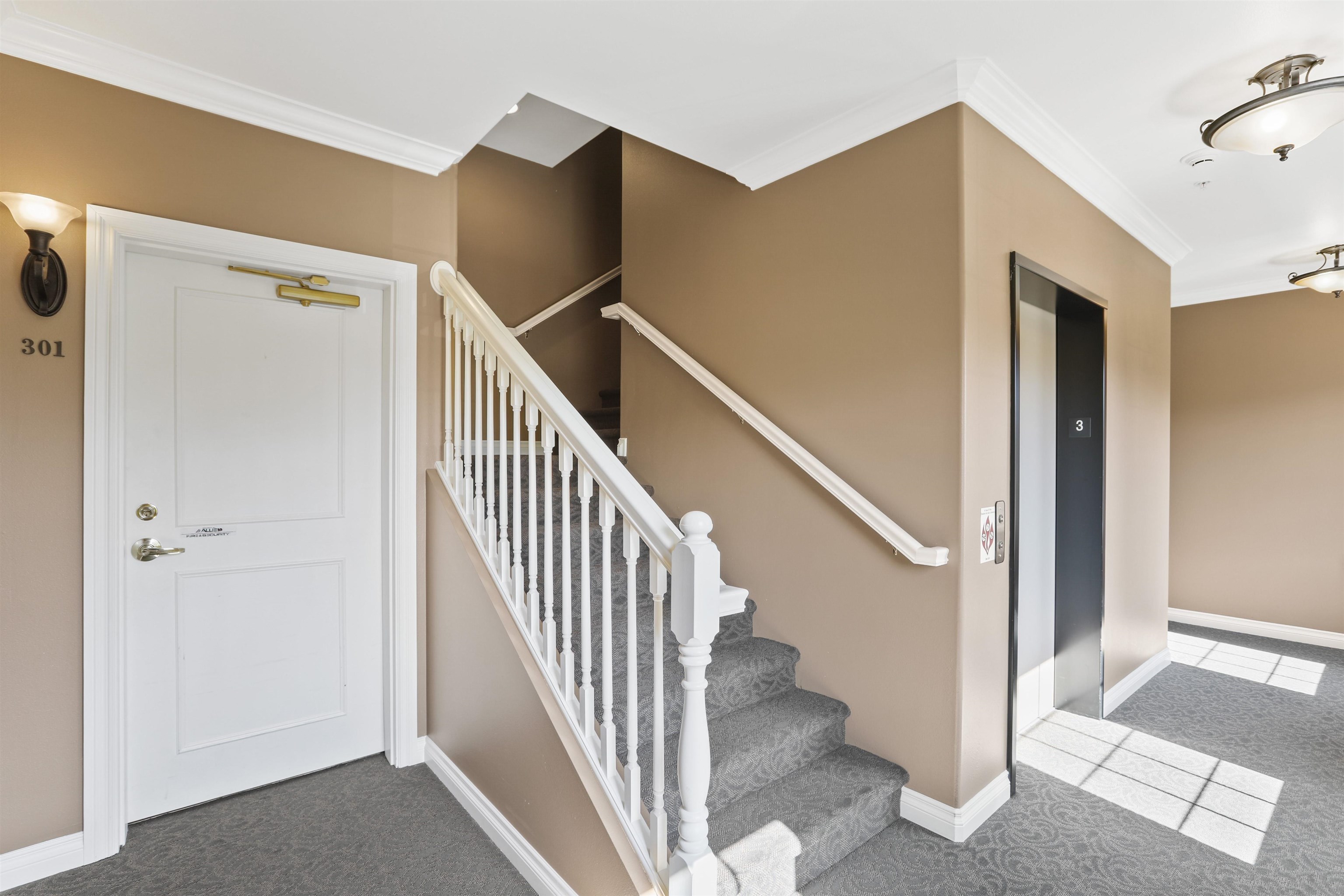 1828 West Riverside Avenue, Unit 301 Spokane, WA 99201 - Photo 3 of 36