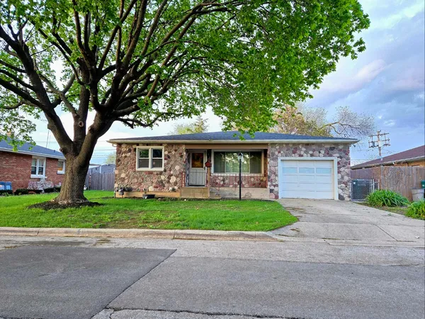 $389,000 | 1209 Colorado Avenue, Joliet, IL 60435