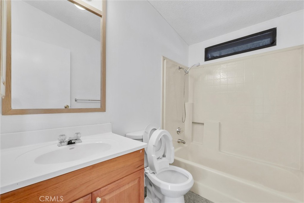 1010 Terrace Road, Unit 17 San Bernardino, CA 92410 - Photo 17 of 40