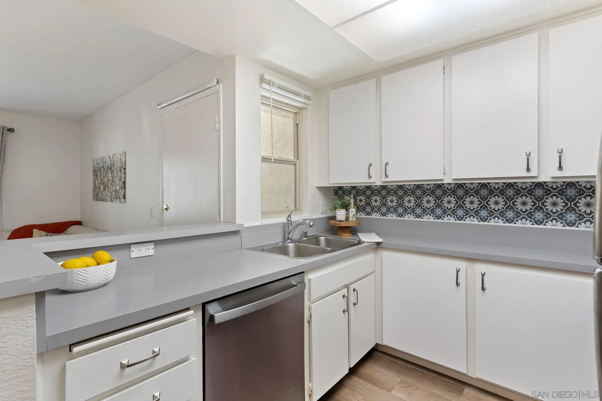 5918 Rancho Mission Road, Unit 61 San Diego, CA 92108 - Photo 8 of 29 Gallery Image 8