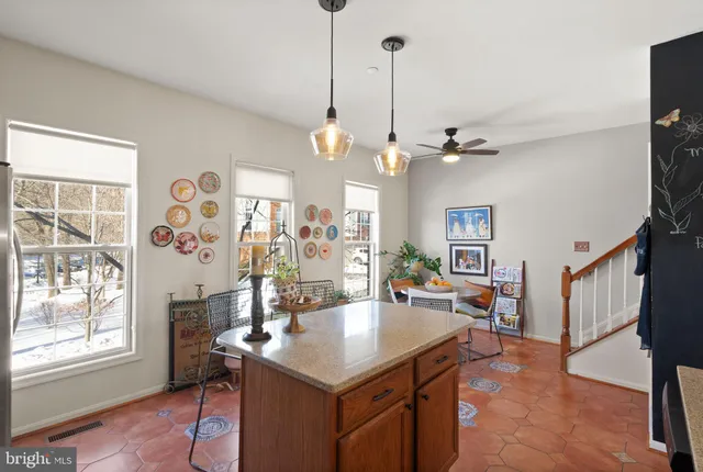 $735,000 | 426 Stanton Place, Alexandria, VA 22304