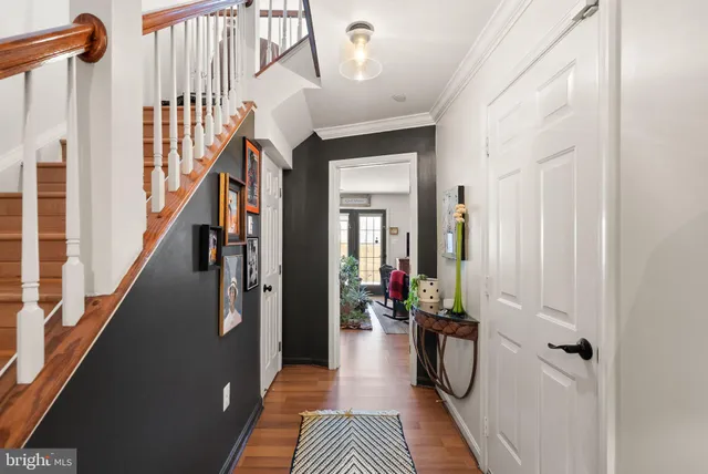 $735,000 | 426 Stanton Place, Alexandria, VA 22304