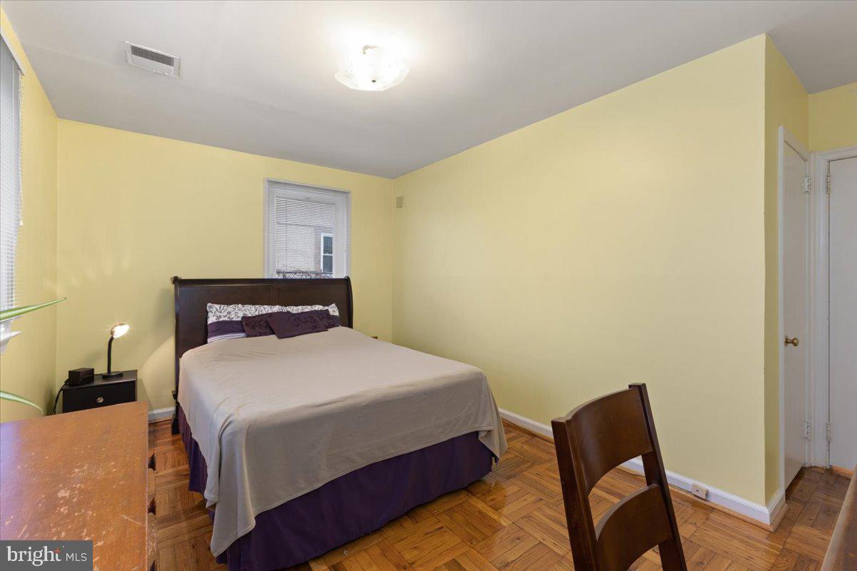 660 Rennard Street Philadelphia, PA 19116 - Photo 17 of 28 Bedroom 2