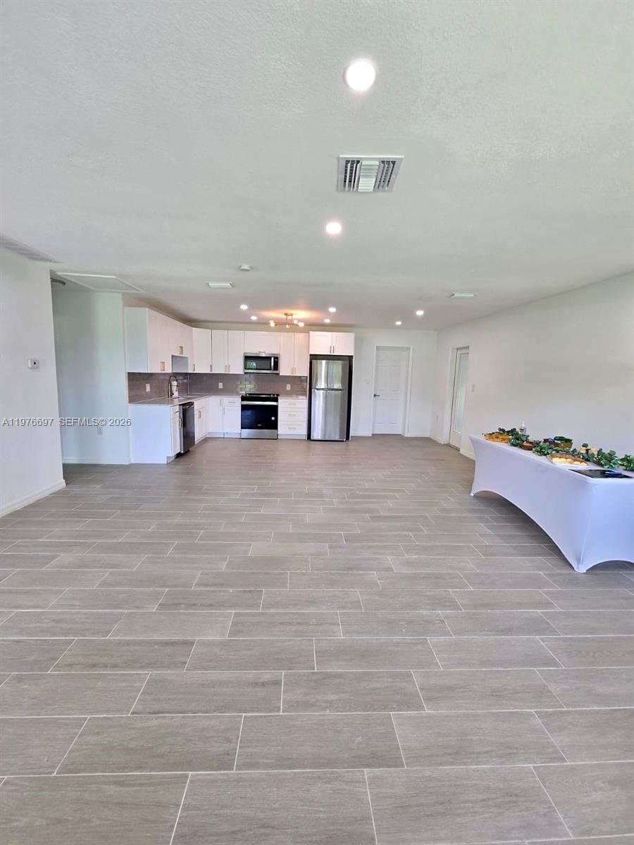 4438 East Riverside Drive Fort Myers, FL 33905 - Photo 2 of 13