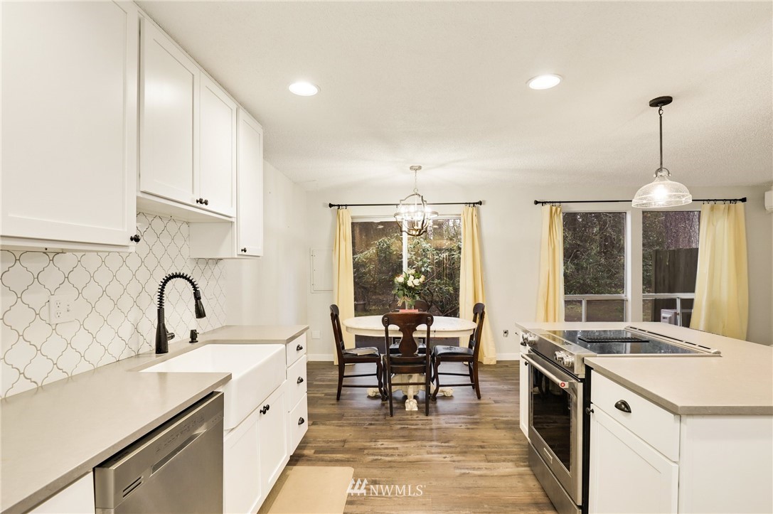 7405 Fairview Road Southwest, Unit 10 Olympia, WA 98512 - Photo 3 of 23 Gallery Image 3