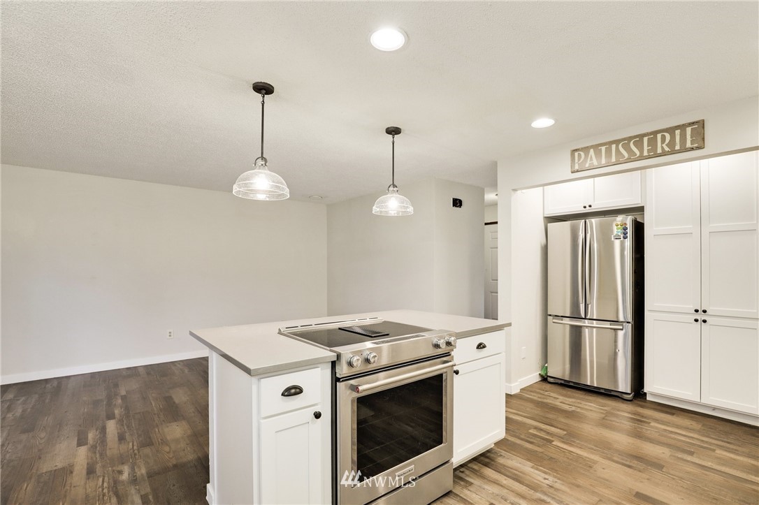 7405 Fairview Road Southwest, Unit 10 Olympia, WA 98512 - Photo 5 of 23 Gallery Image 5