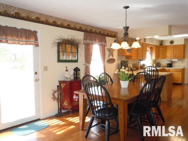4209 Fox Creek Road Mount Vernon, IL 62864 - Photo 11 of 31 Gallery Image 11