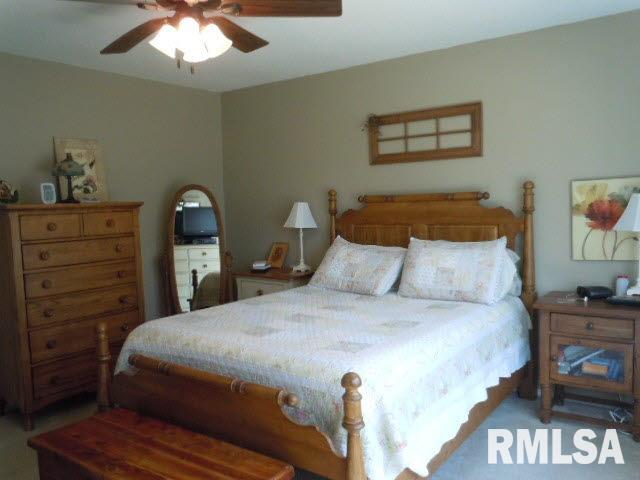 4209 Fox Creek Road Mount Vernon, IL 62864 - Photo 16 of 31 Gallery Image 16