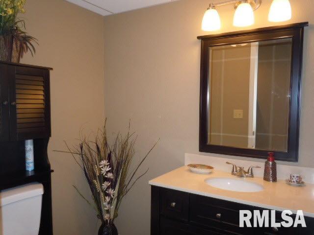 4209 Fox Creek Road Mount Vernon, IL 62864 - Photo 25 of 31 Gallery Image 25