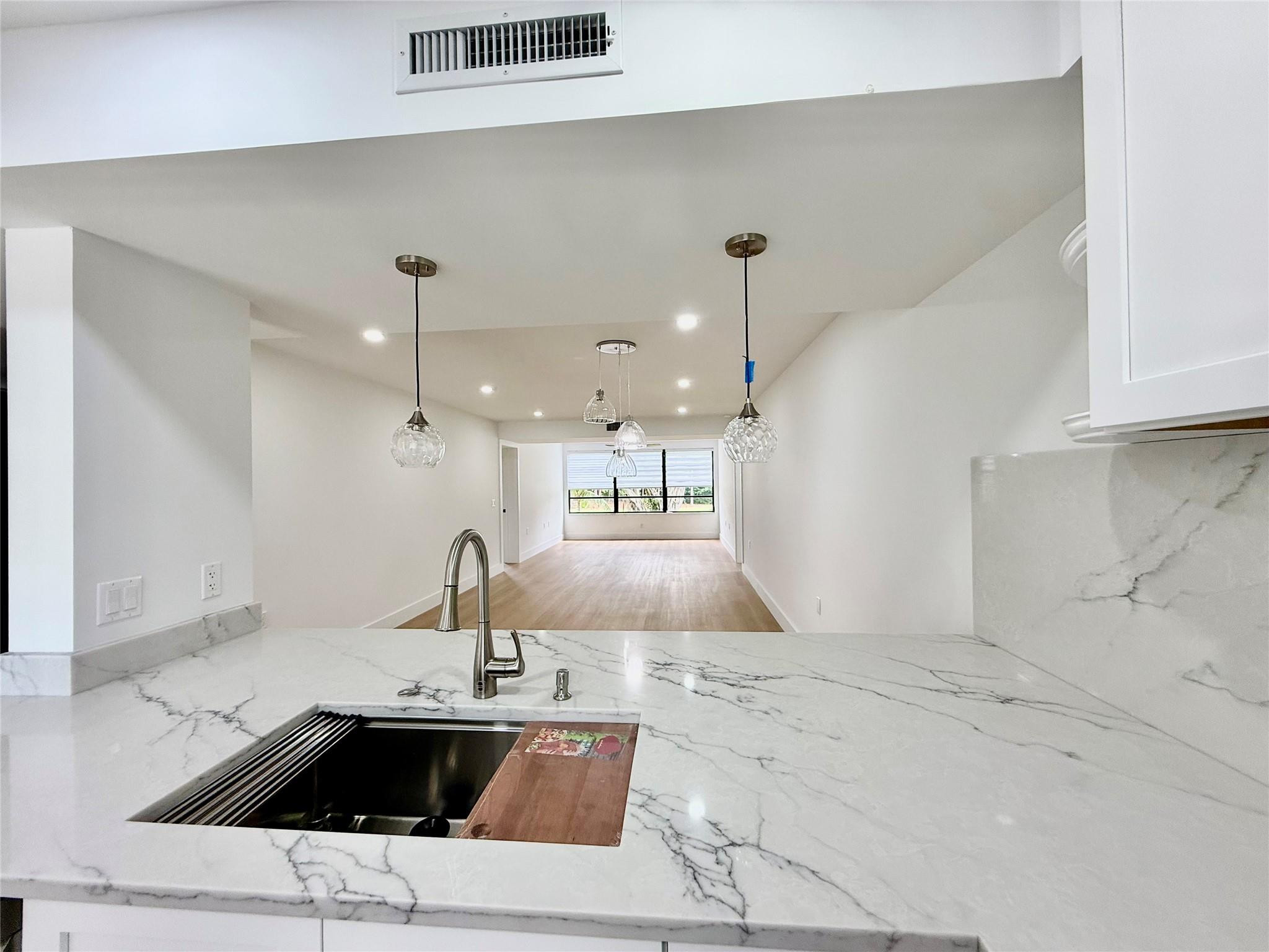 6073 Balboa Circle, Unit 205 Boca Raton, FL 33433 - Photo 11 of 31 Photo 11