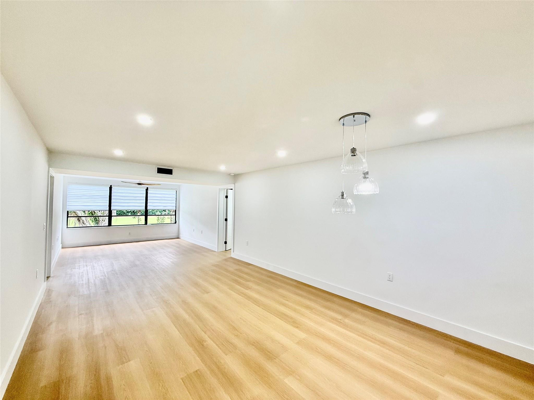 6073 Balboa Circle, Unit 205 Boca Raton, FL 33433 - Photo 21 of 31 Photo 21