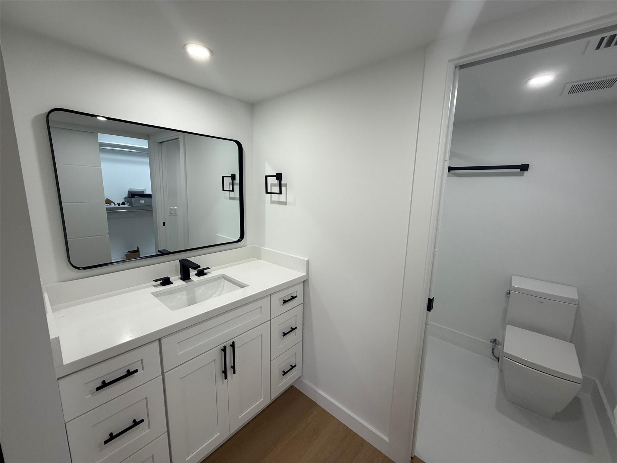 6073 Balboa Circle, Unit 205 Boca Raton, FL 33433 - Photo 26 of 31 Photo 27