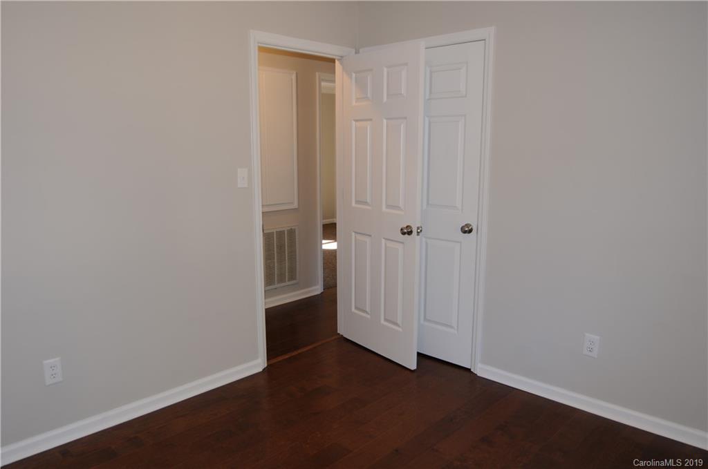 621 Durham Road Stanley, NC 28164 - Photo 12 of 23 Gallery Image 12
