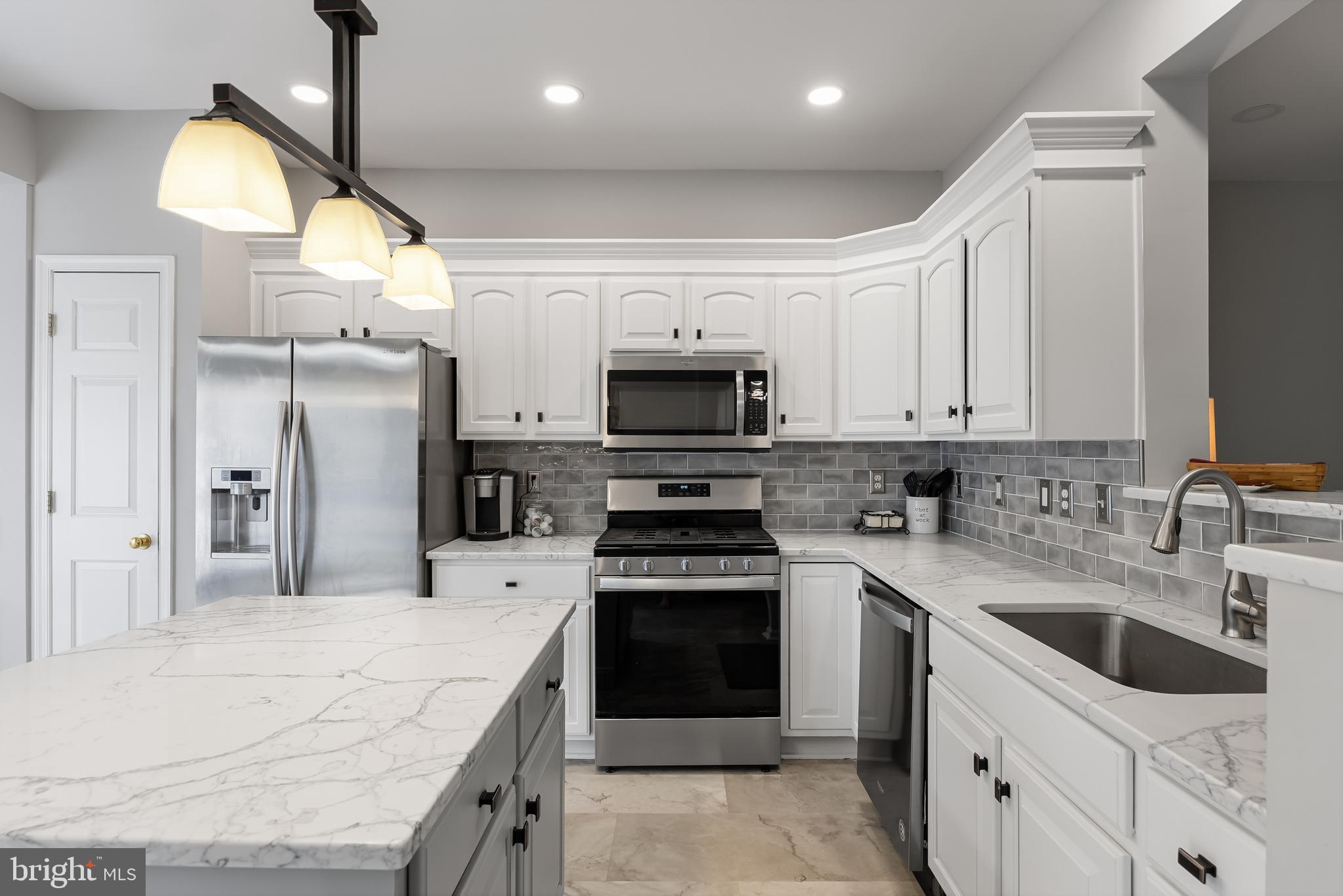 13 Falcon Lane Delanco, NJ 08075 - Photo 11 of 34