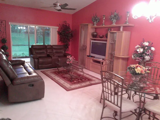 $420,000 | 9492 Swansea Lane, West Palm Beach, FL 33411