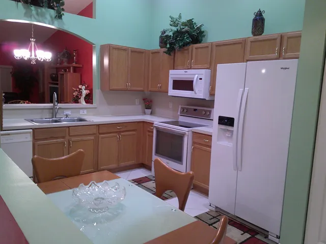 $420,000 | 9492 Swansea Lane, West Palm Beach, FL 33411