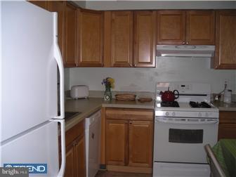 51101 Delaire Landing Road, Unit 101 Philadelphia, PA 19114 - Photo 6 of 6 Kitchen
