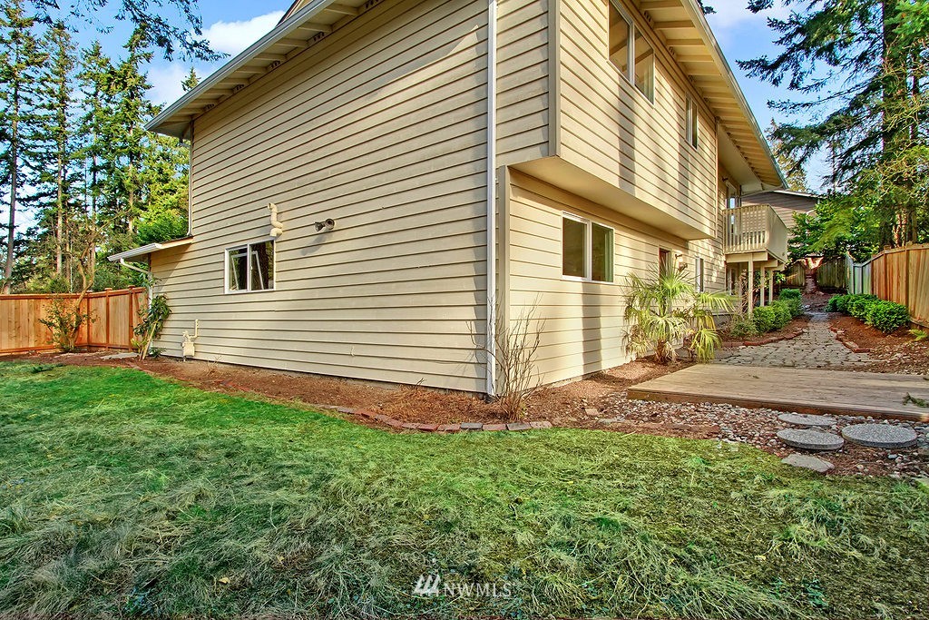 7010 174th Street Southwest Edmonds, WA 98026 - Photo 17 of 18