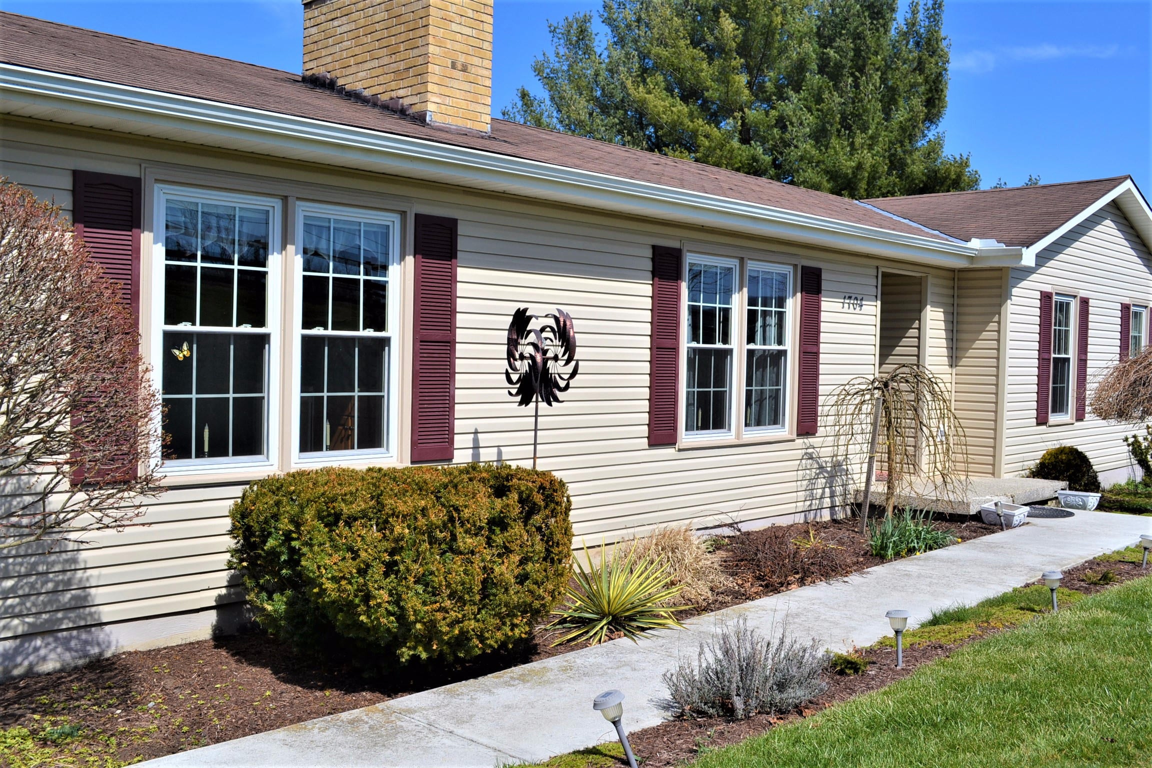 1704 Horseshoe Bend Road Ronceverte, WV 24970 - Photo 2 of 78 Gallery Image 2