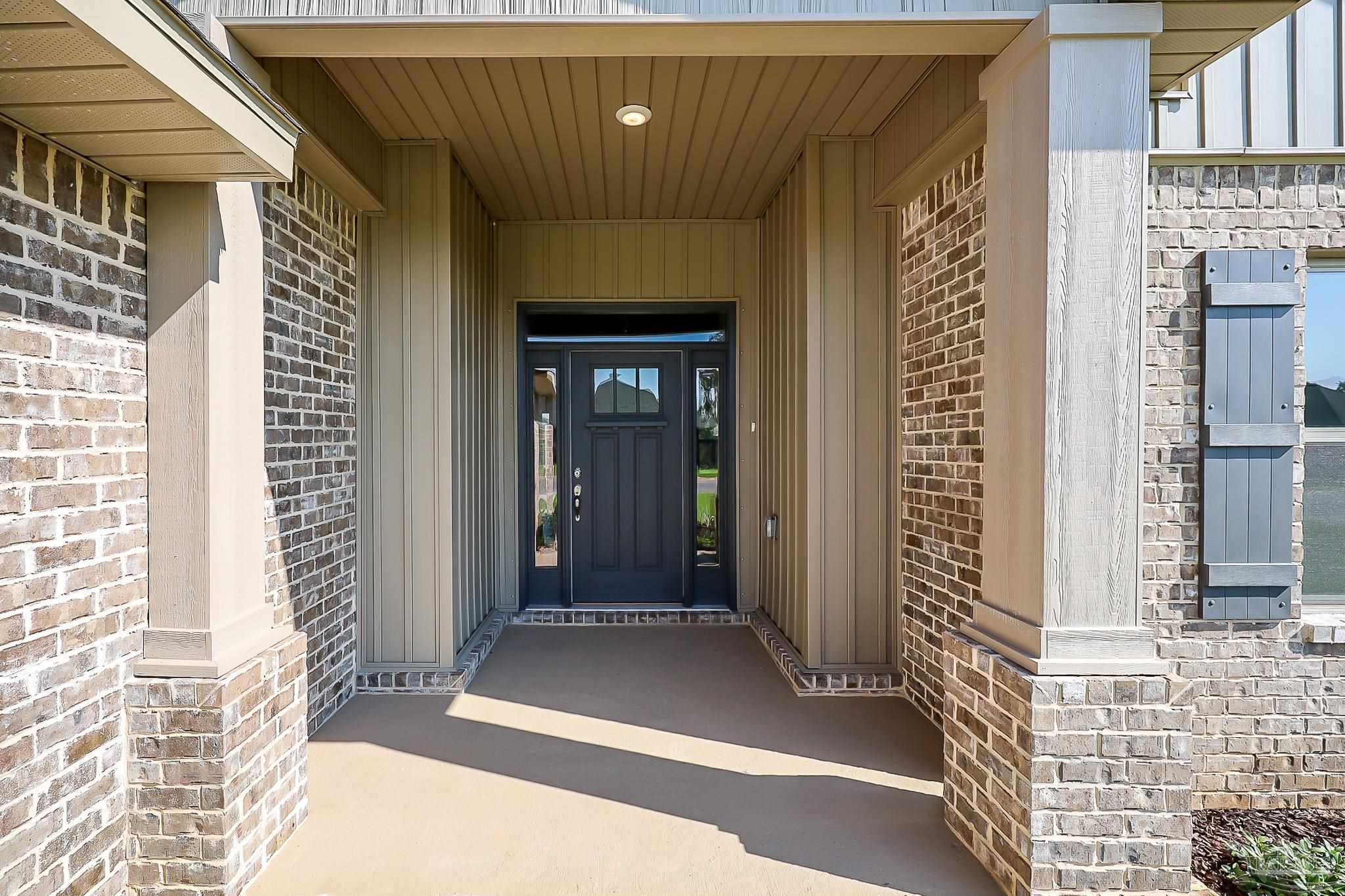 6045 Parsonage Circle Milton, FL 32570 - Photo 2 of 39