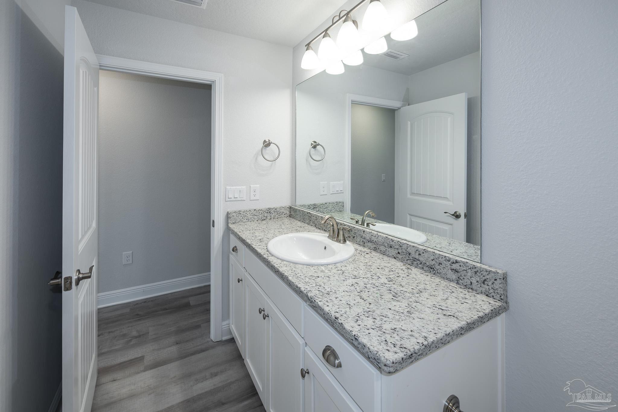 6045 Parsonage Circle Milton, FL 32570 - Photo 37 of 39